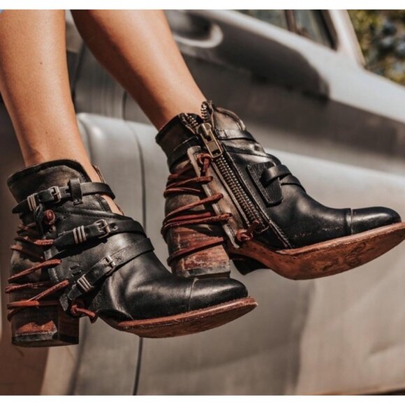 FreeBird Crue Leather Backlace Boots Women 8 Black Buckle Moto Western Rockstar - Picture 1 of 16